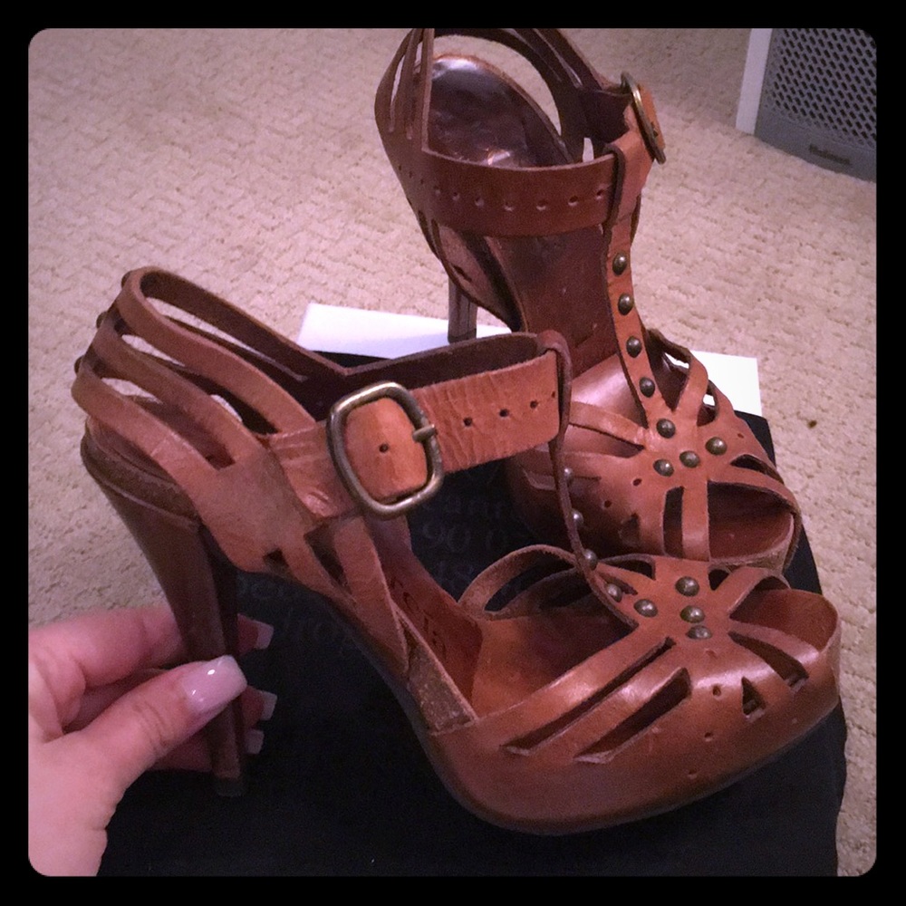 Brown Pedro Garcia heels, worn once!